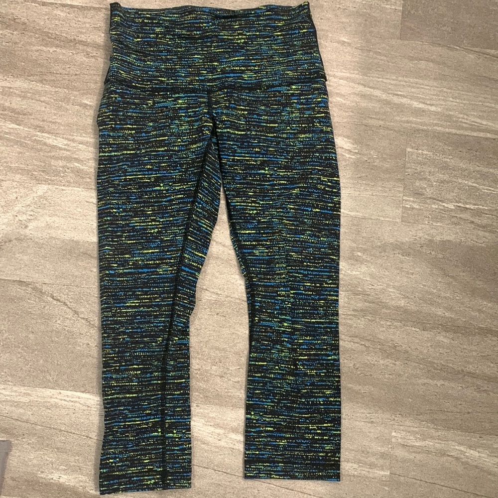 Lululemon high rise 23” cropped align legging